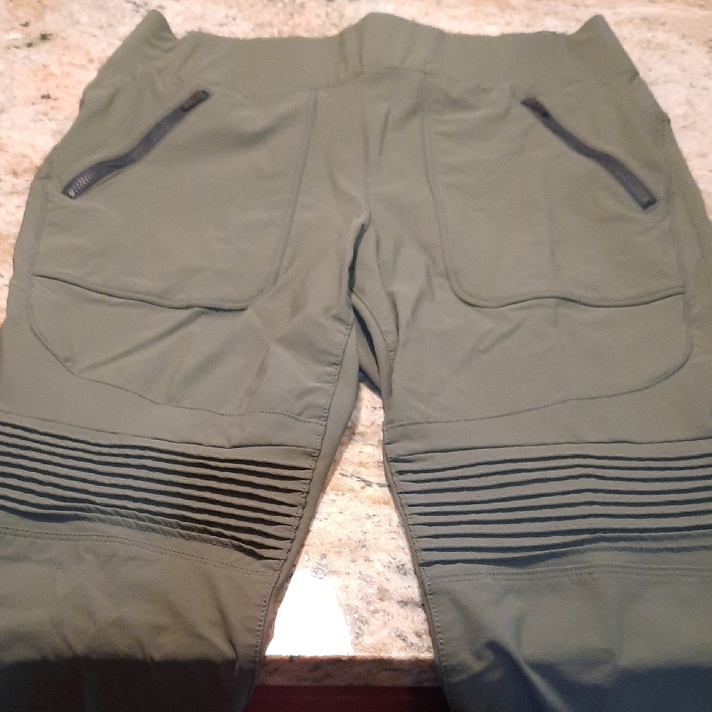 Duluth Trading Co Olive Green Moto-Style Stretch Joggers